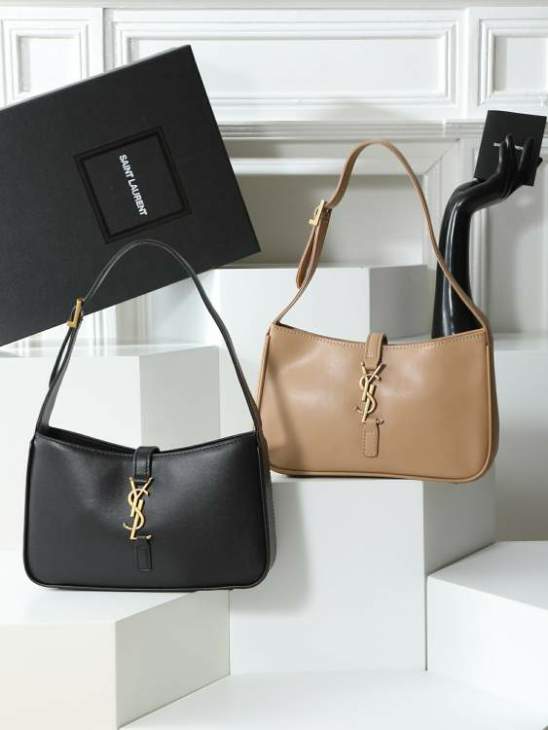 Picture of Saint Laurent Handbags _SKUfw213817898fw